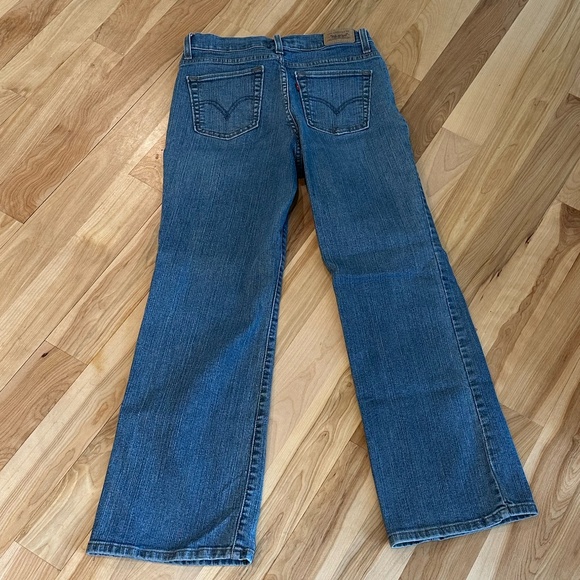 Levi's Perfectly Slimming Boot Cut 512 Jeans (10 Short) - Picture 2 of 4